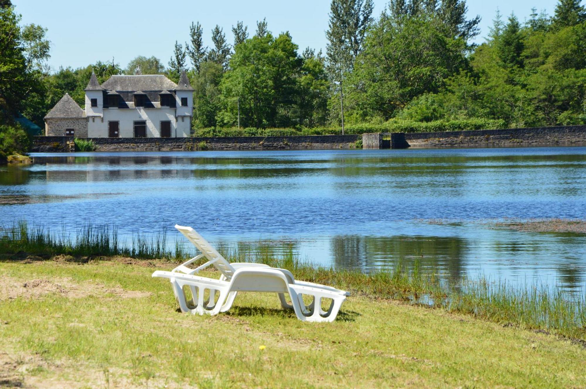 Готель Domaine Des Etangs De Taysse Espagnac Екстер'єр фото